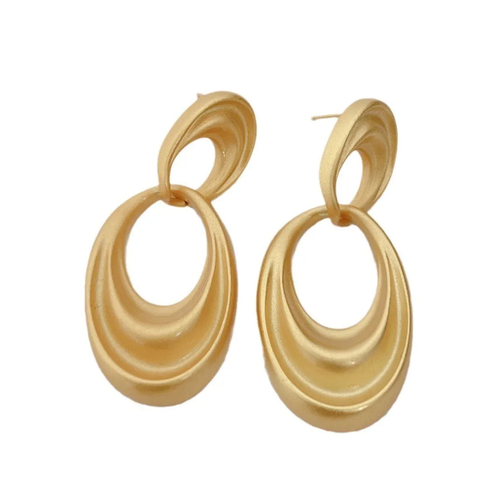 Quicksand gold French retro double circle earrings with a U-shaped copper design.