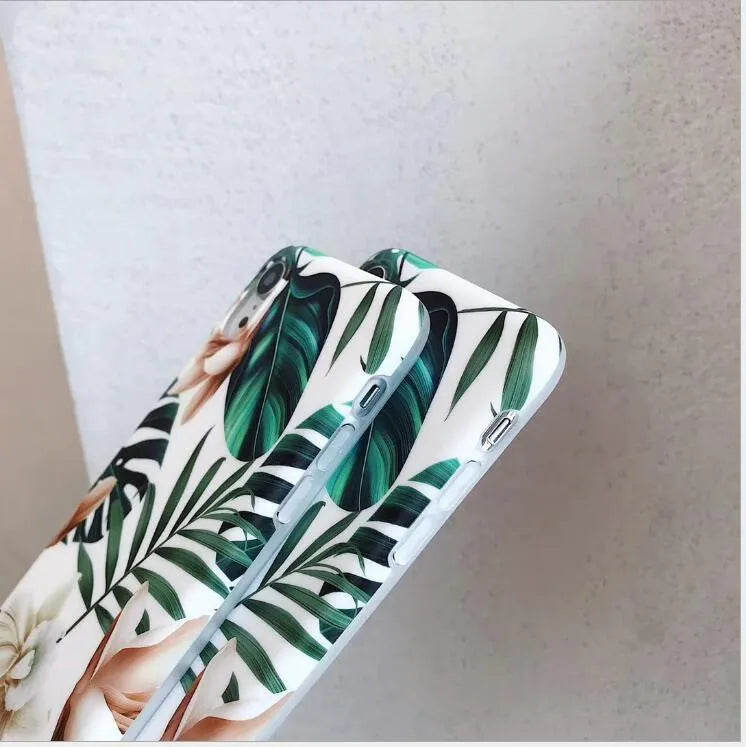 Floral banana leaf design iPhone case for compatible models with retro floral pattern and flower leaves colour