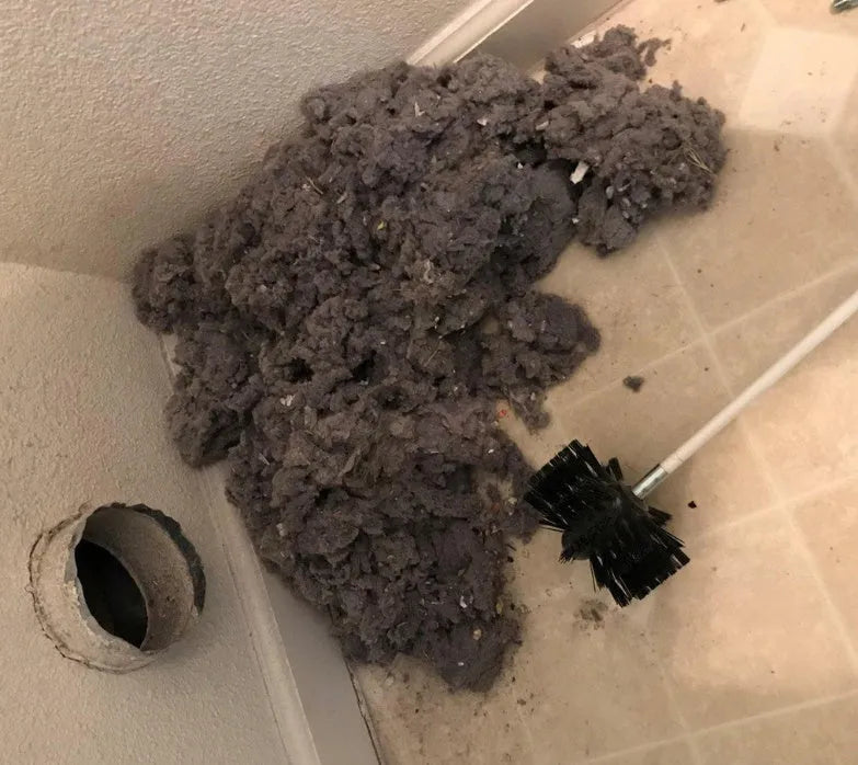 Flexible 600mm long chimney cleaning brush with nylon bristles for dryer pipes and range hoods.