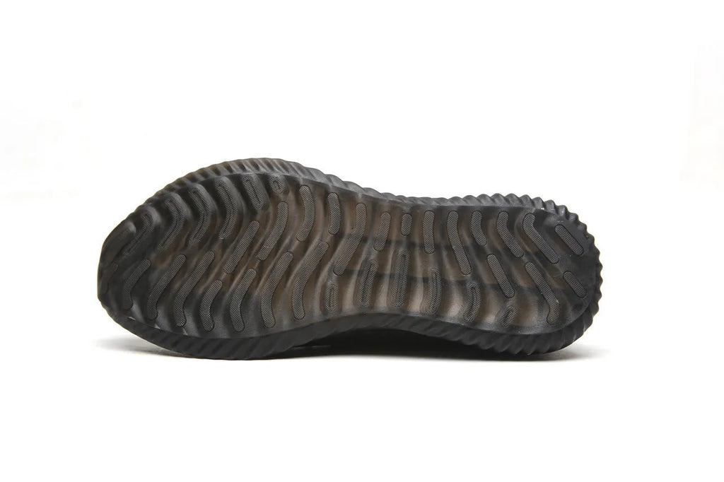 Steel toe cap safety work shoes in black and grey colours with low-cut design