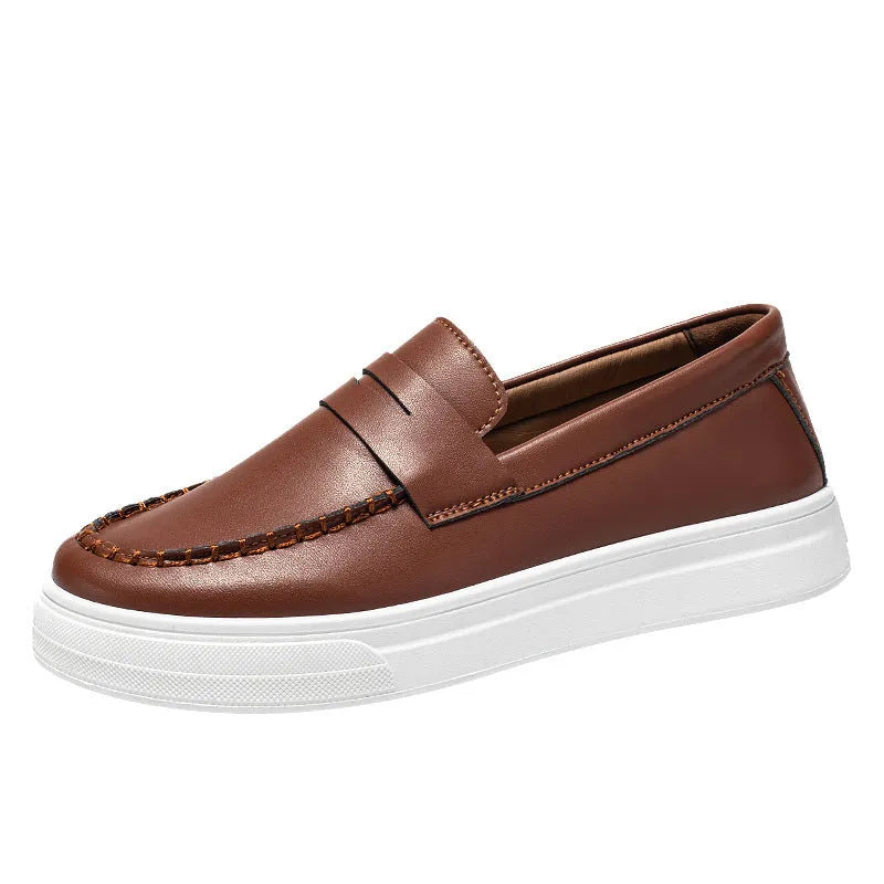 Men's casual slip-on loafers in PU leather with round toe, shown in black and white colour