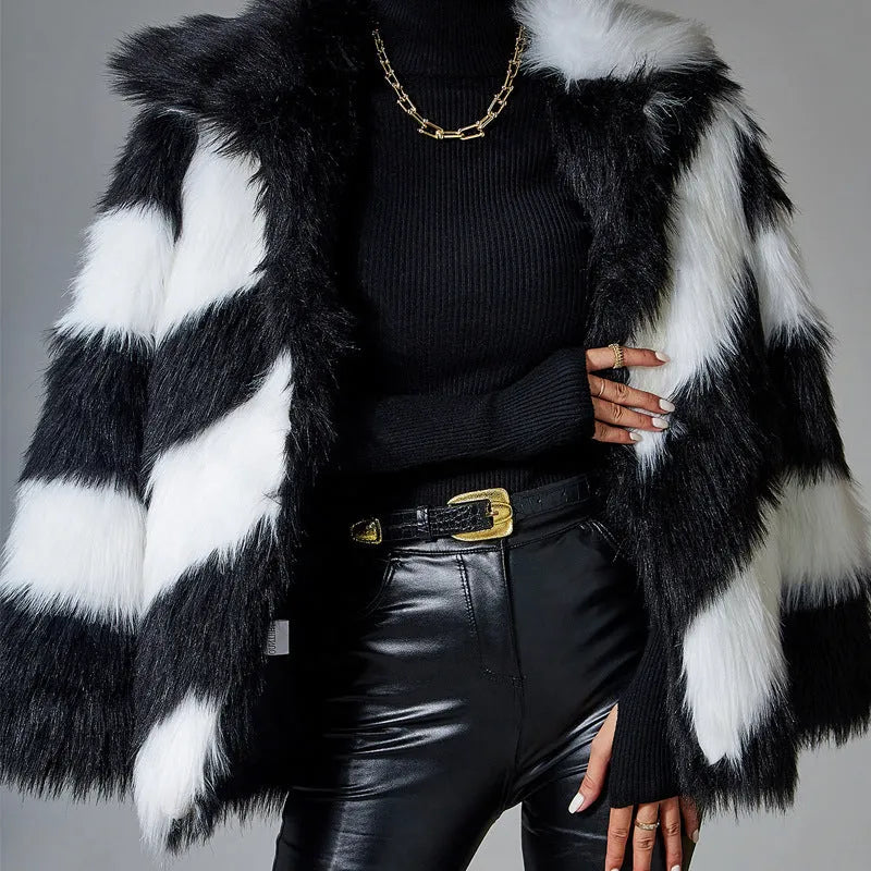 Contrast lapel faux fur coat with removable collar in normal length for commute wear