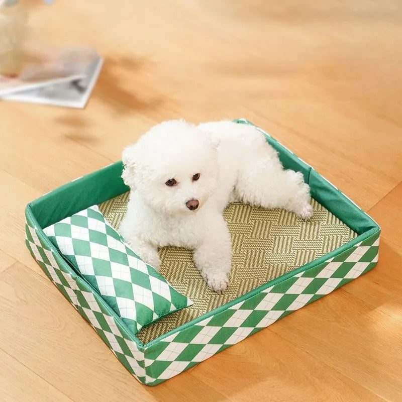 Rattan cat litter mat bed in blue colour with open-weave design for litter sifting