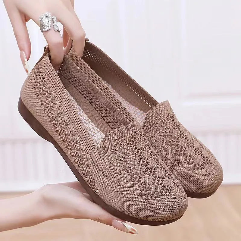 Elderly women's wide fit antiskid mesh shoes in beige, black and brown colours