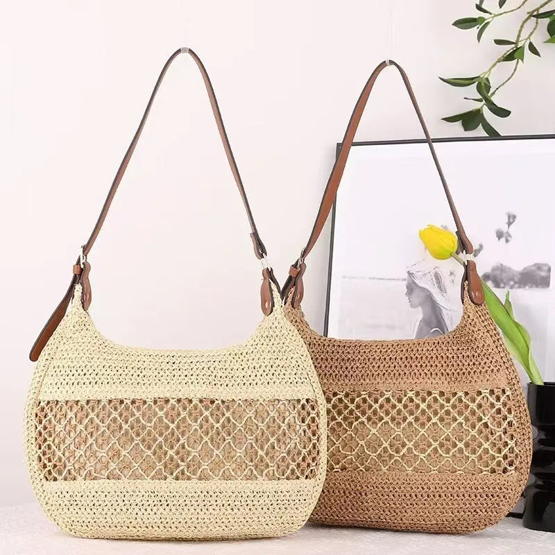 Women's straw cross body bag with sandwich pockets in khaki colour