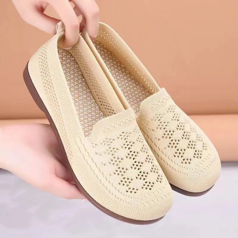 Elderly women's wide fit antiskid mesh shoes in beige, black and brown colours