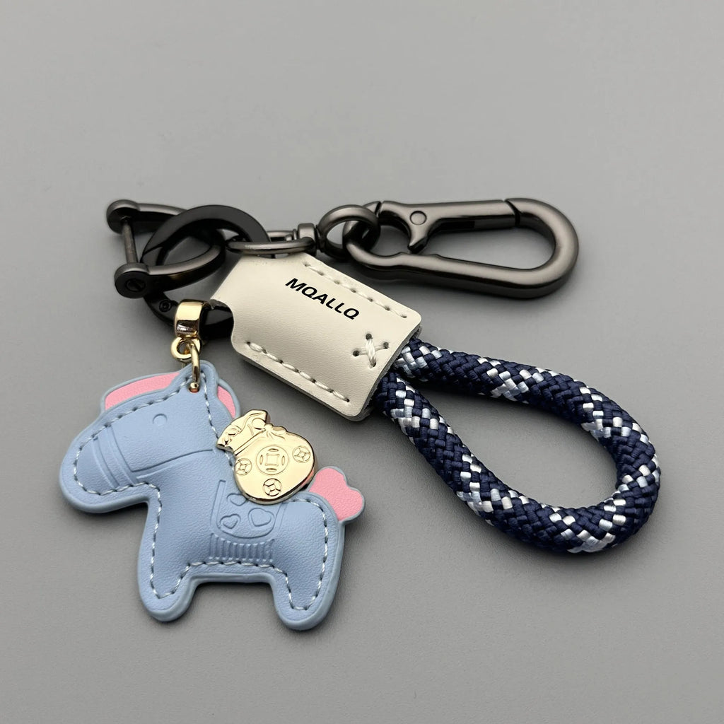 Handmade cowhide car key ring pendant with zinc alloy buckle and flannel rope in various colours
