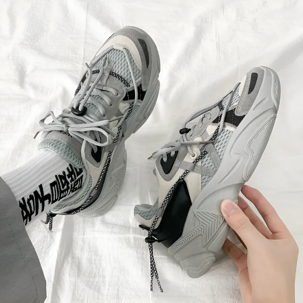 Men's white Korean-style platform dad shoes with chunky sole and lace-up front.