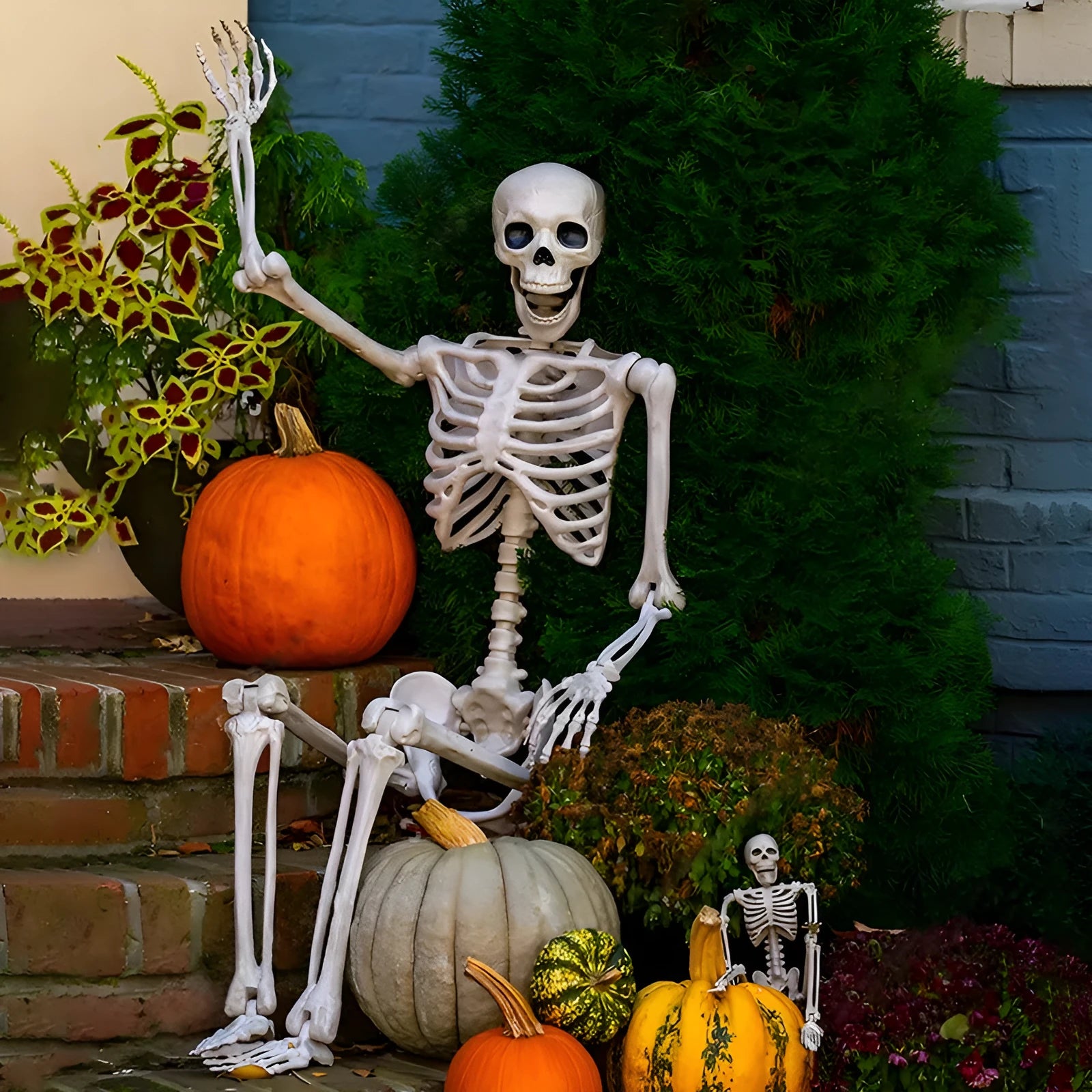 90cm movable joint plastic skeleton Halloween decoration prop posed upright