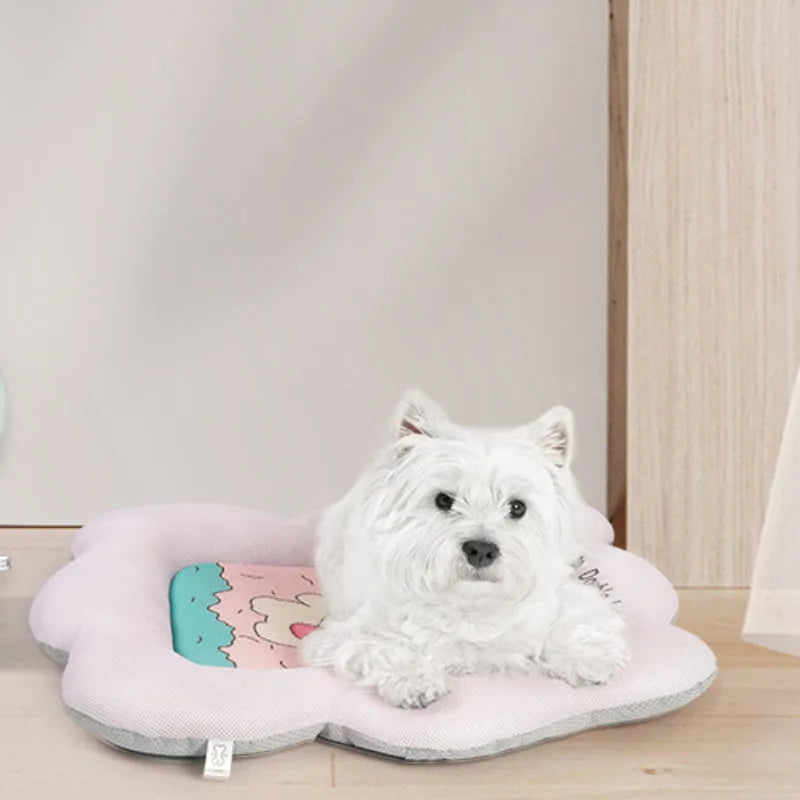 Green pet cooling mat for dogs and cats with ice silk surface and waterproof base.