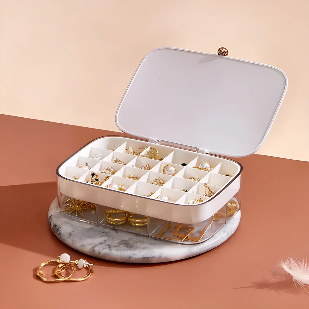 Green minimalist jewelry storage box with multi-layer compartments measuring 17x11x4.6cm