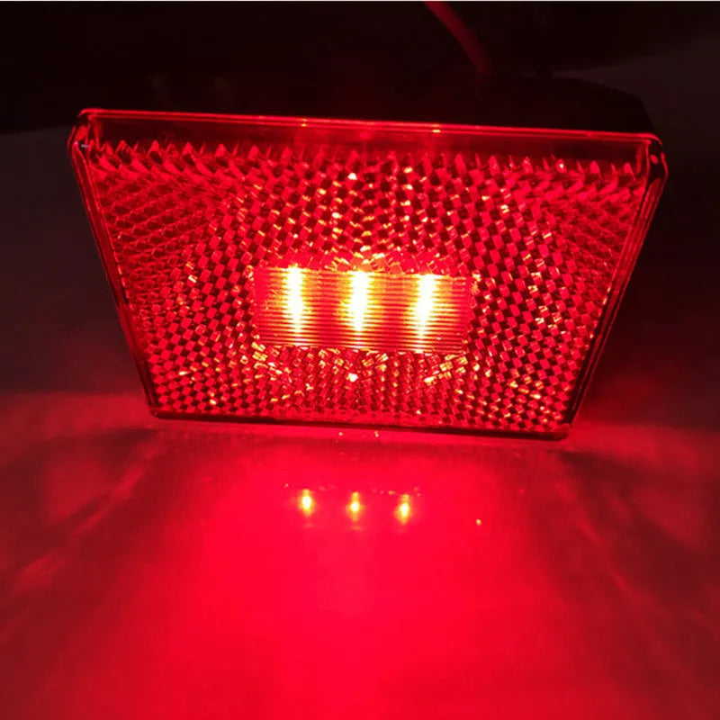 Red or yellow LED trailer side clearance lamp with transparent cover and 19cm wire