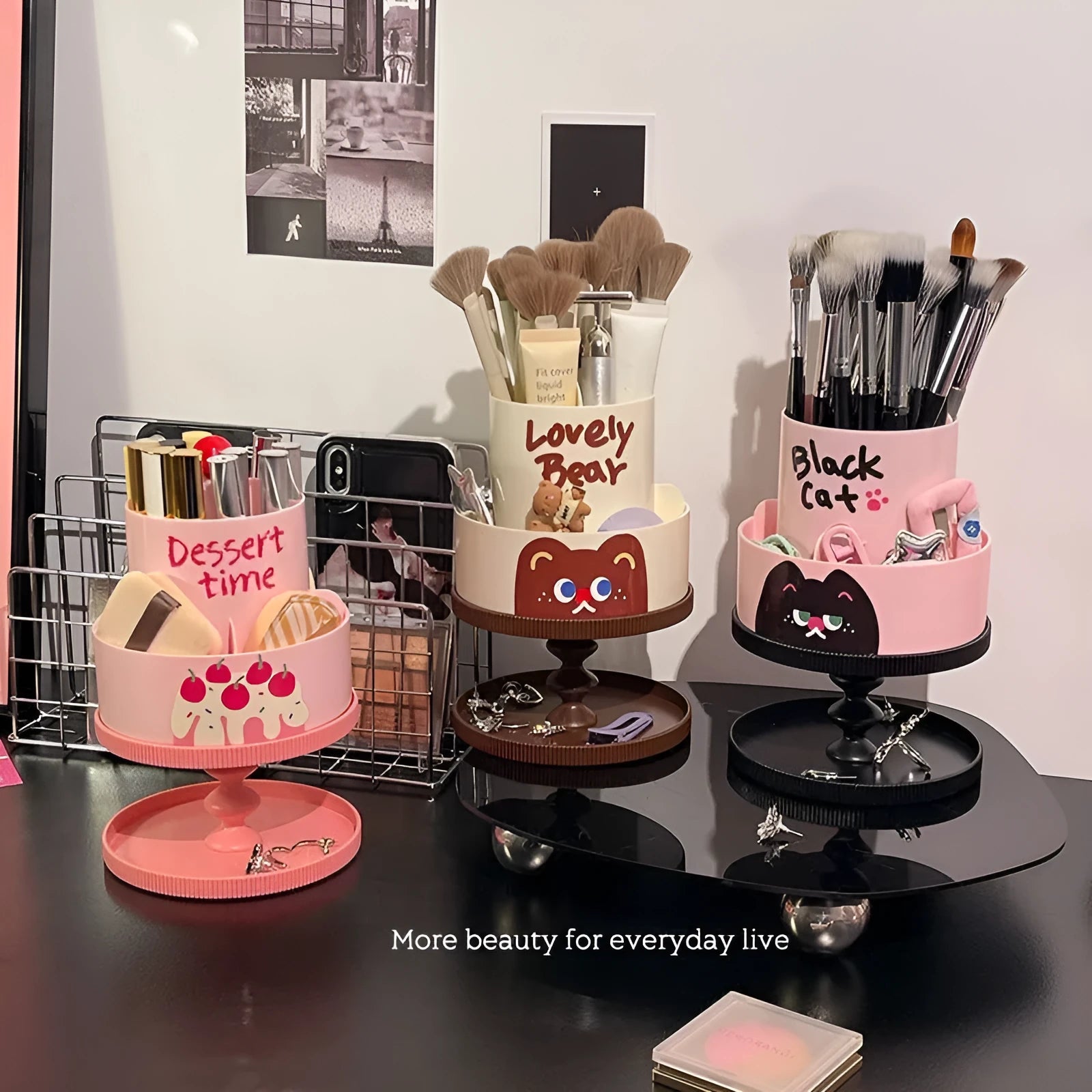 Rotating cosmetic brush storage barrel in Japanese style design with 18 litre capacity