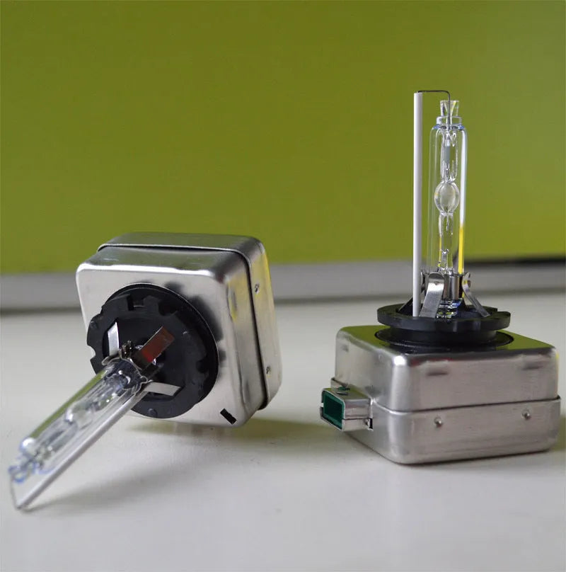 Xenon automotive lens lamp with aluminium alloy shell showing D1S/D1R compatibility and colour temperature options