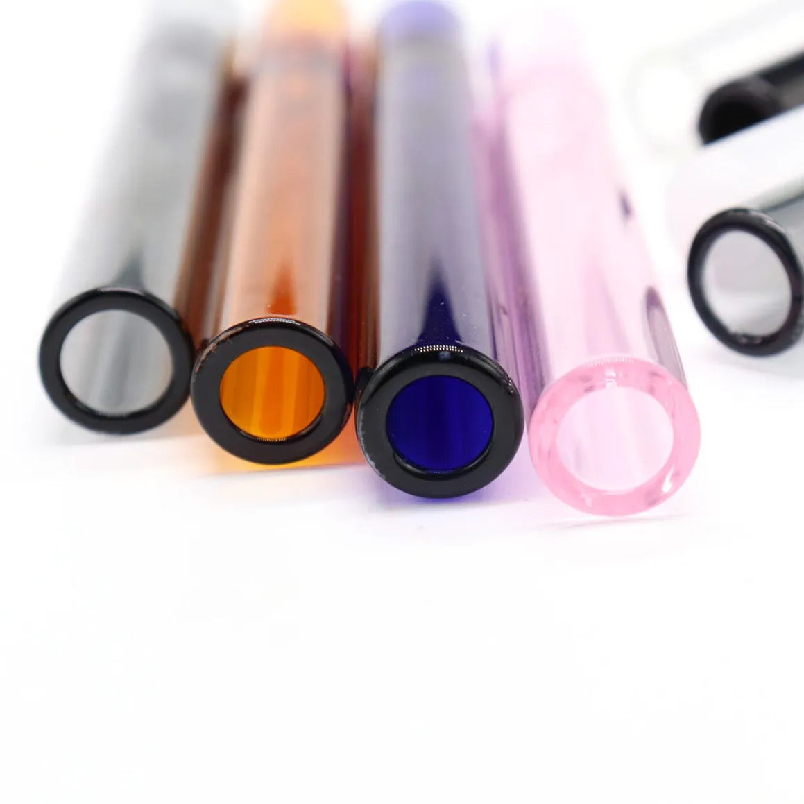 Straight transparent glass telescopic smoke pipe with suction nozzle in pink finish