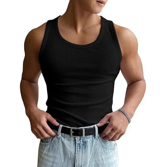Men's black tight-fit round neck sports T-shirt with wool lining for workouts.
