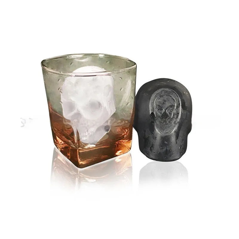 Food grade silicone Halloween ice cube tray producing 3D skull shaped ice cubes