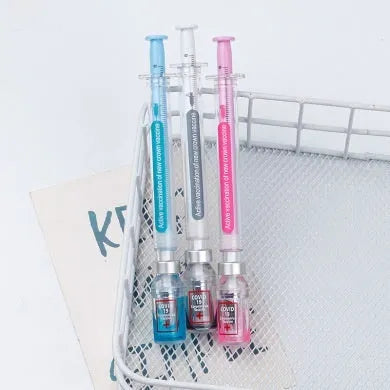 Creative vaccine pen design gel pen with 0.5mm black refill, 15.7cm plastic novelty writing instrument