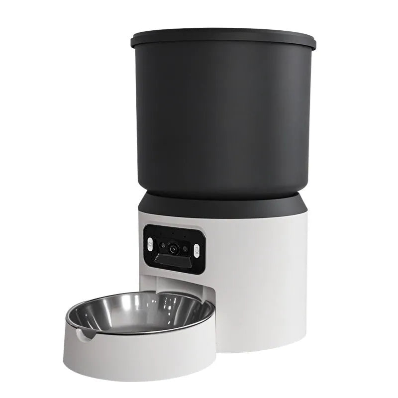 4 litre smart pet feeder with automatic timing and remote monitoring options for cats and dogs