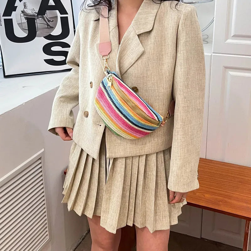 Bohemian style woven straw women's summer shoulder bag in shell shape