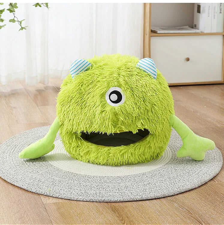Round plush cat bed with non-slip base shown in three measured sizes for indoor pets