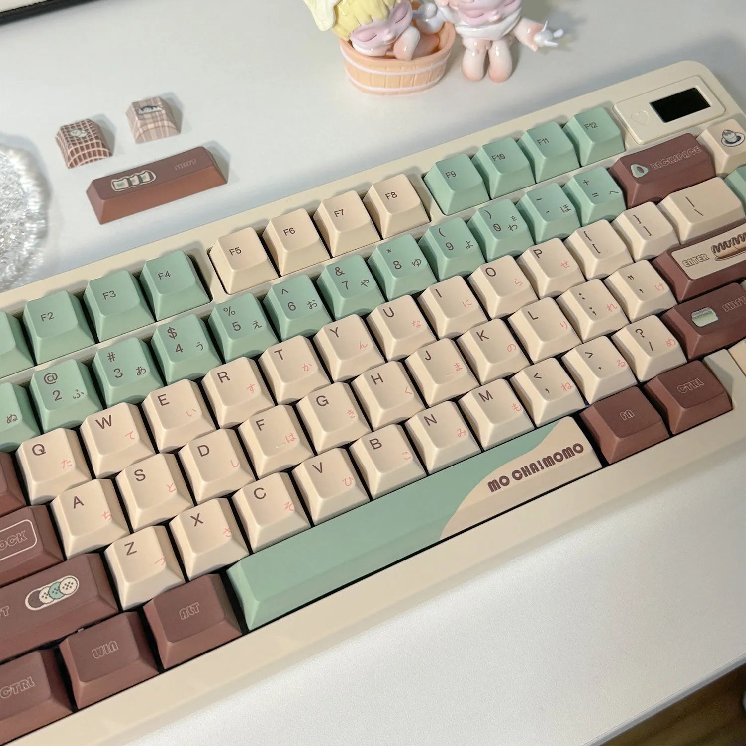 Matcha green theme keyboard keycap set with cross-satellite shafts and full-side sublimation printing