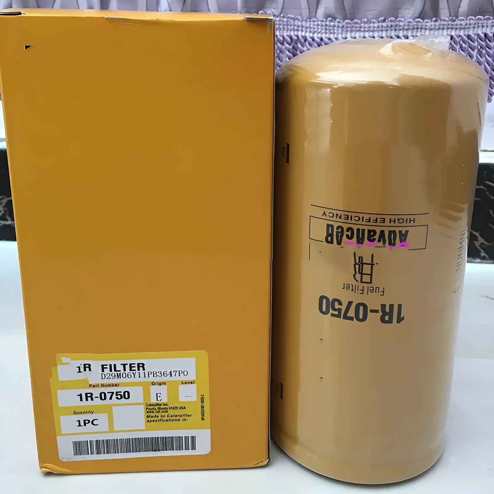 1R-0750 fuel filter element with paper media for diesel fuel oil filtration applications