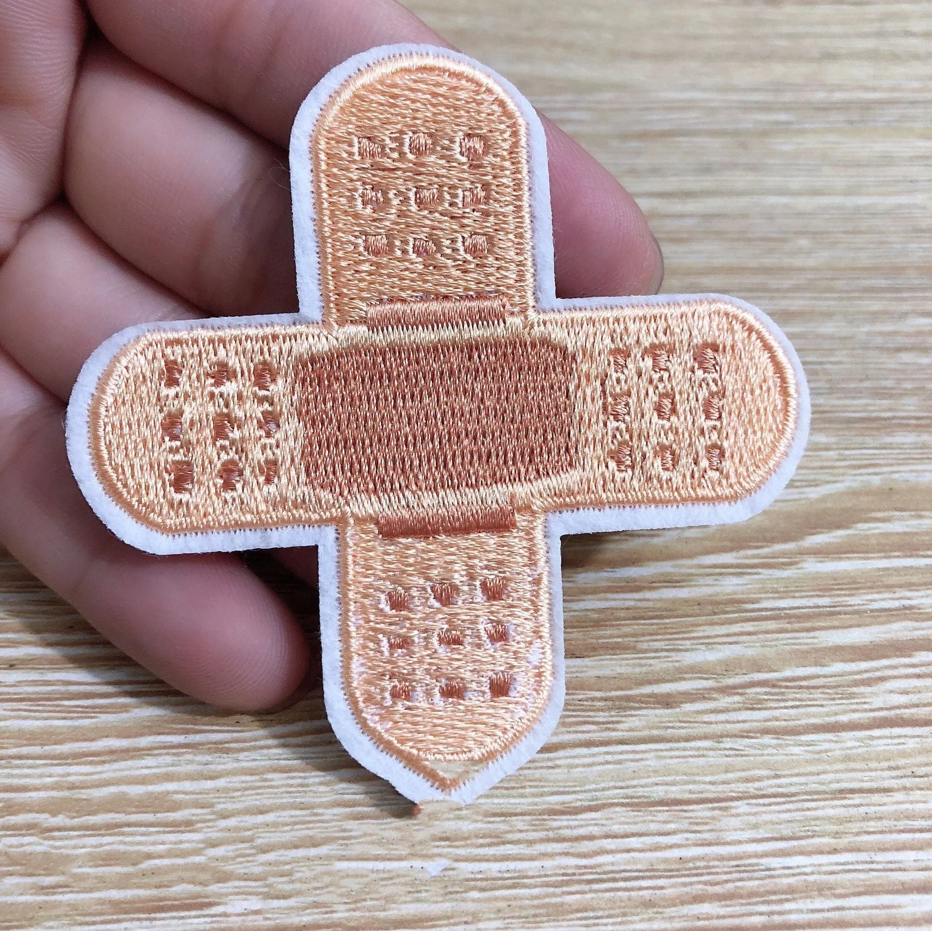 10-piece set of embroidered iron-on patches for clothing decoration and DIY customisation