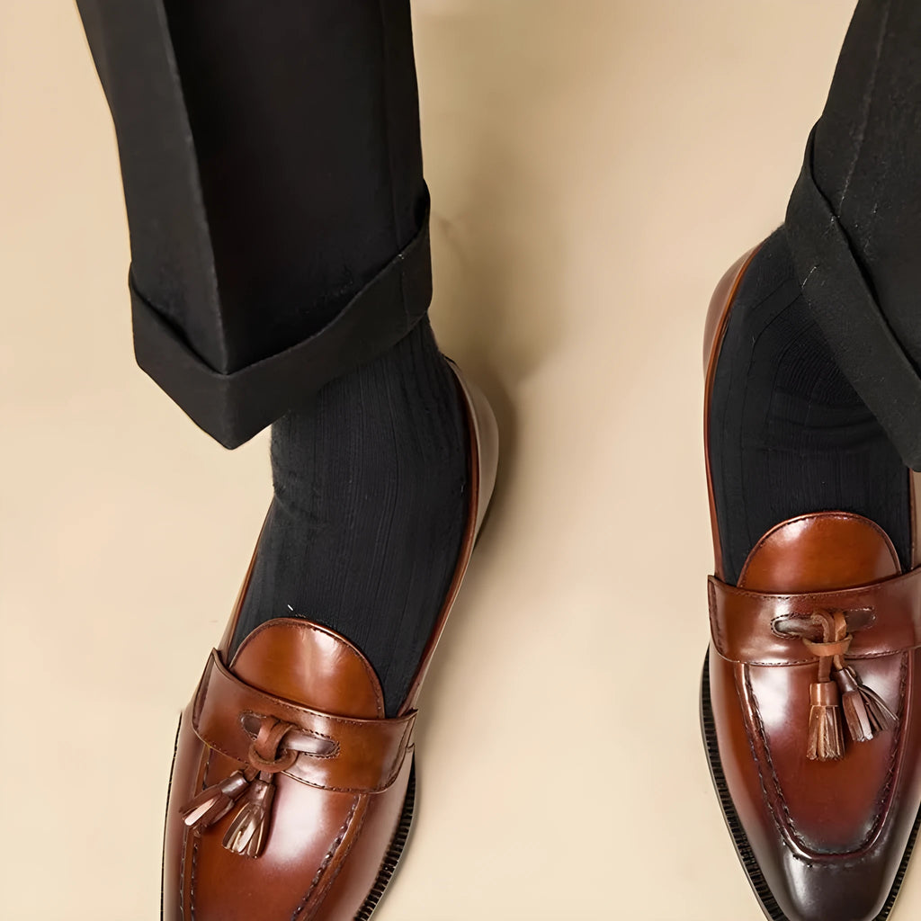 Men's black leather tassel loafers business casual shoes with rubber sole
