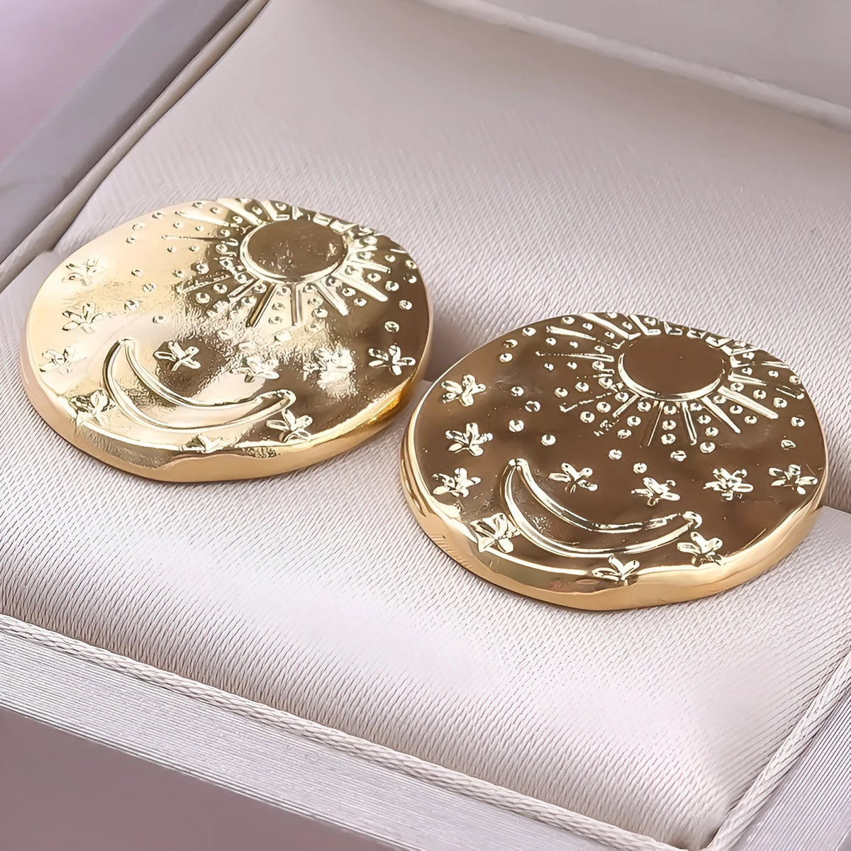 304 stainless steel geometric shell ear studs in gold and silver finish options