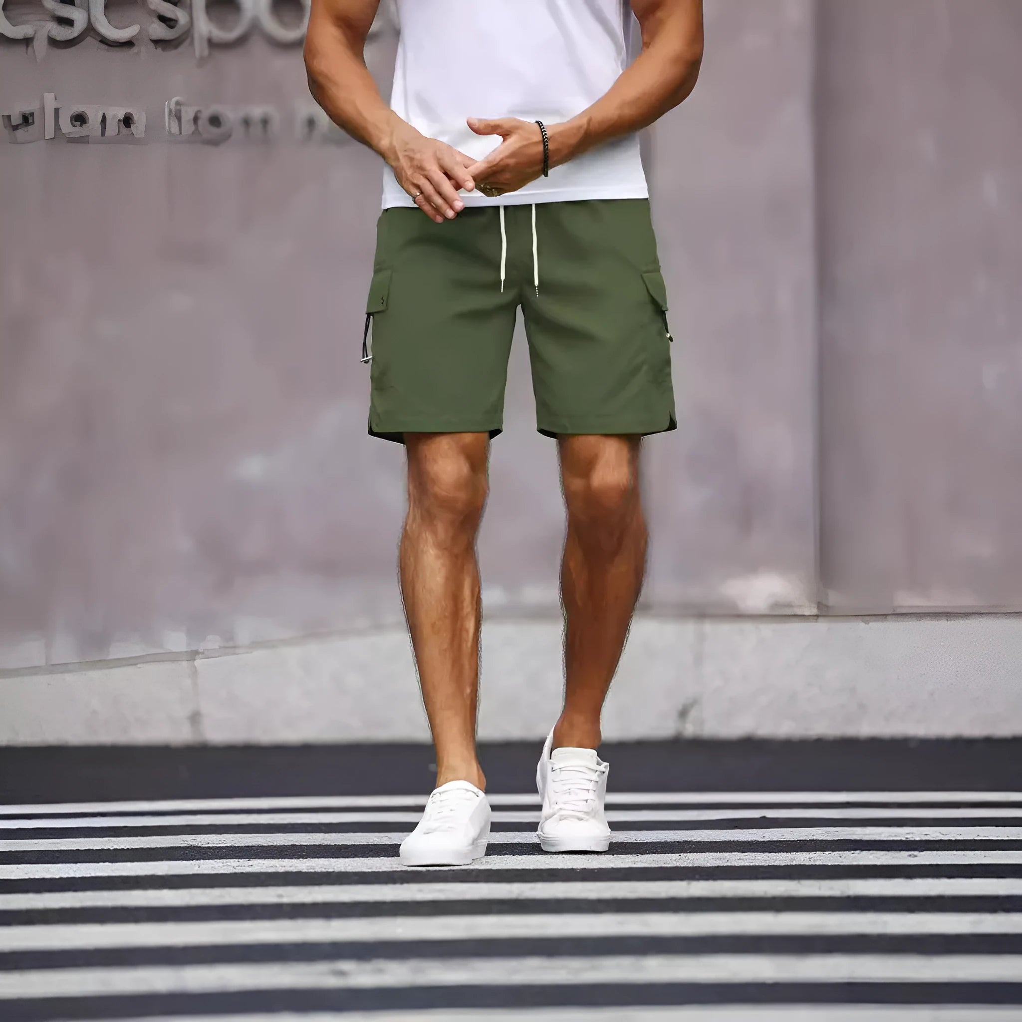 Men's loose workwear shorts in straight-leg street style with micro-elastic waistband