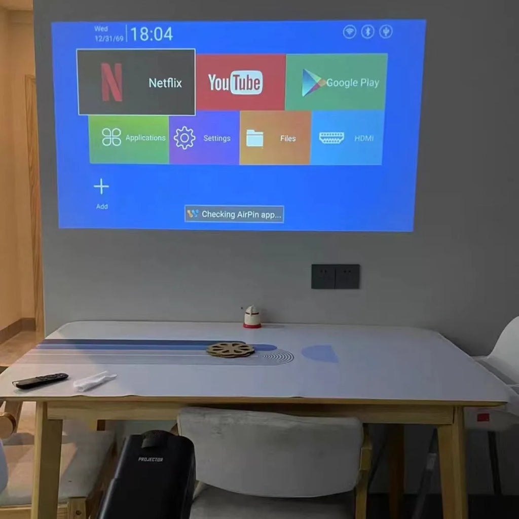 720p HD wireless home projector for game consoles with international safety certification
