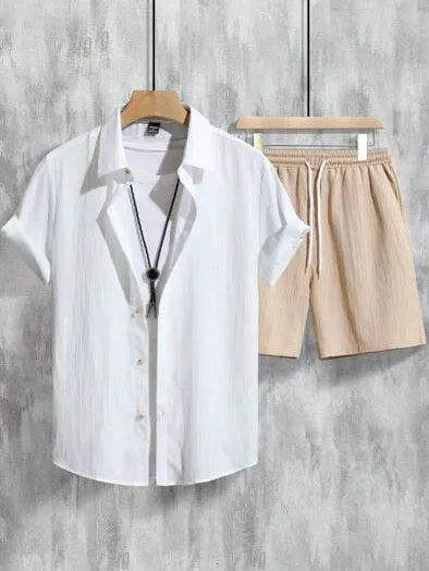 Men's Hawaiian printed short sleeve shirt and shorts outfit in casual summer style
