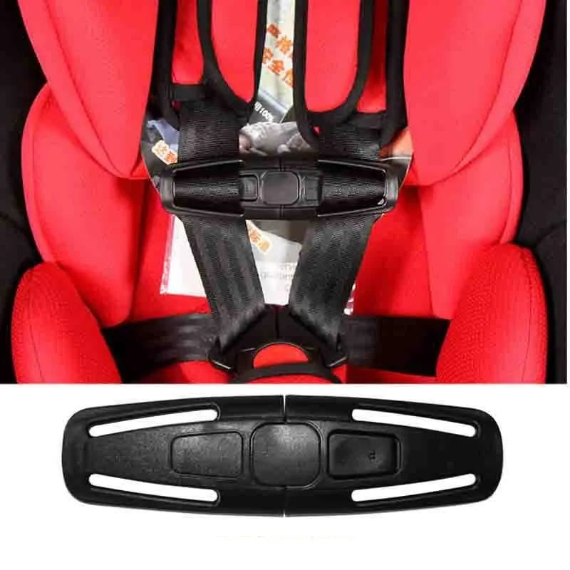 Black nylon child car seat buckle clip for 5-point harness measuring 14.5 by 4 centimetres
