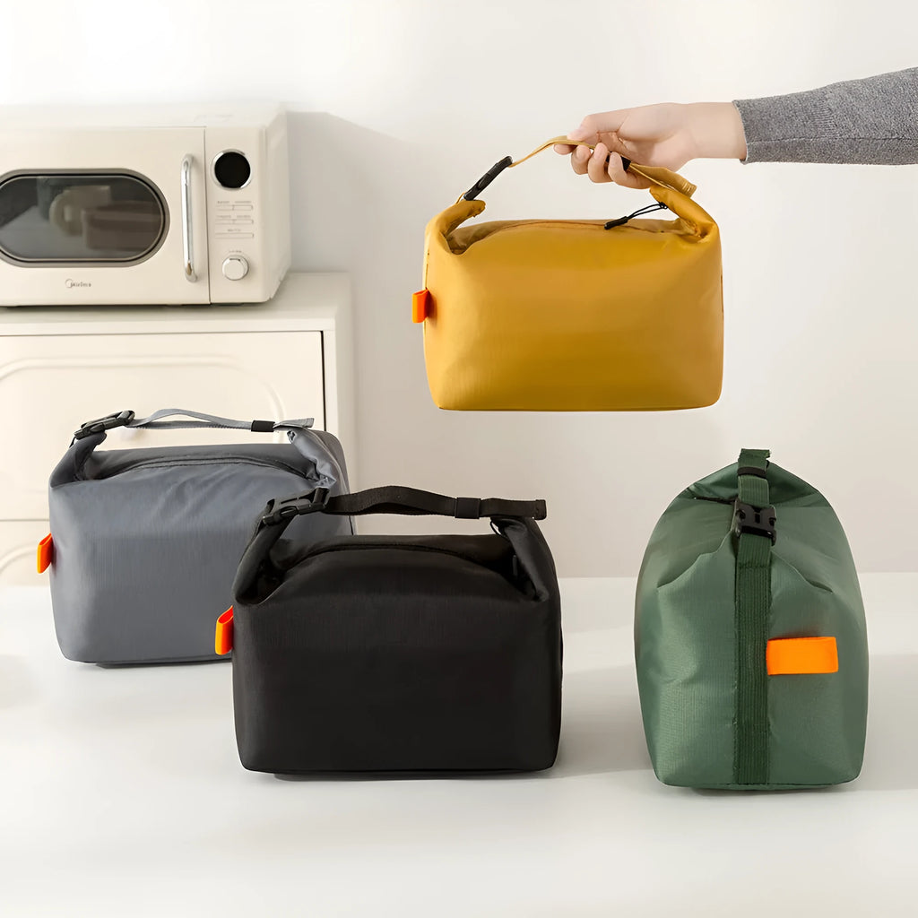Japanese style insulated bag in Oxford cloth with 24cm by 14cm base