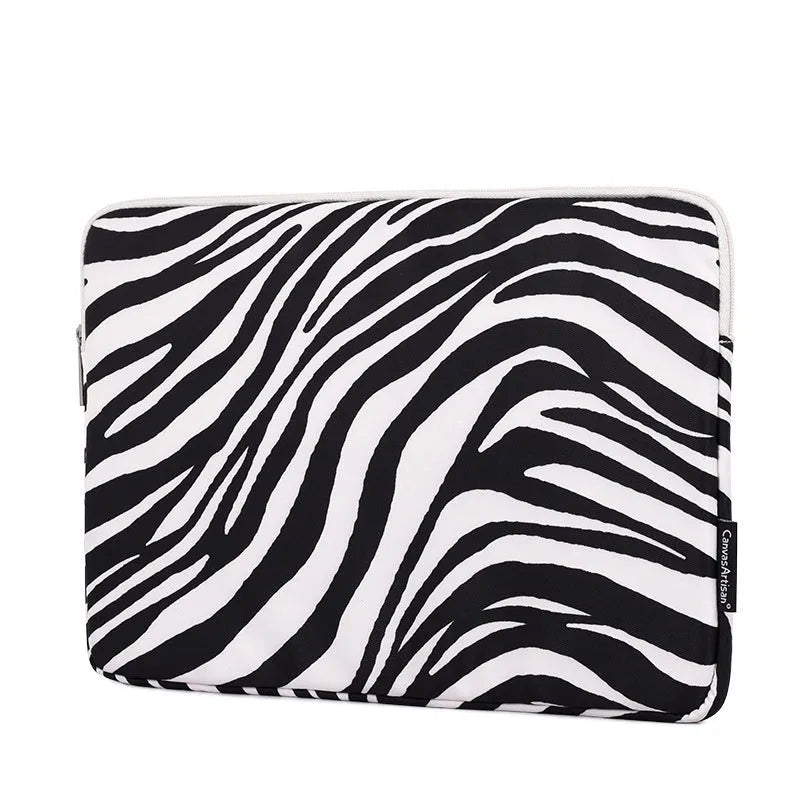 Black and white zebra pattern polyester digital notebook protective sleeve for 11 to 17 inch devices