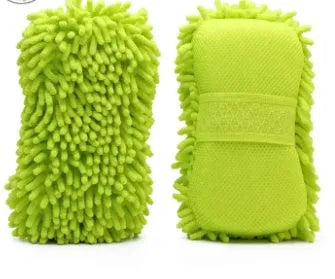 Silvery green car wash sponge measuring 14cm by 25cm with chenille and microfiber construction