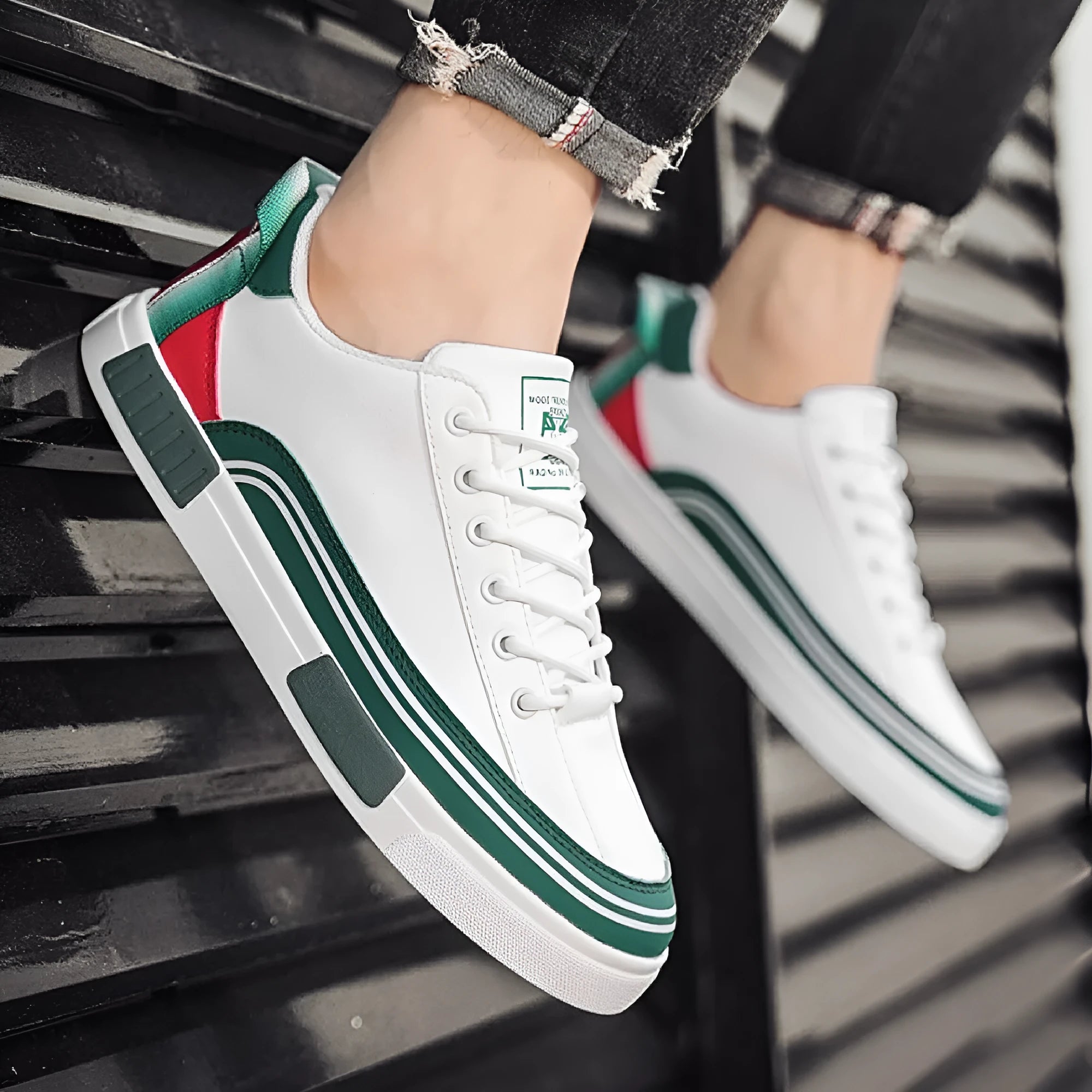 Men's breathable canvas shoes in Milan white and green with flat heel and round toe design