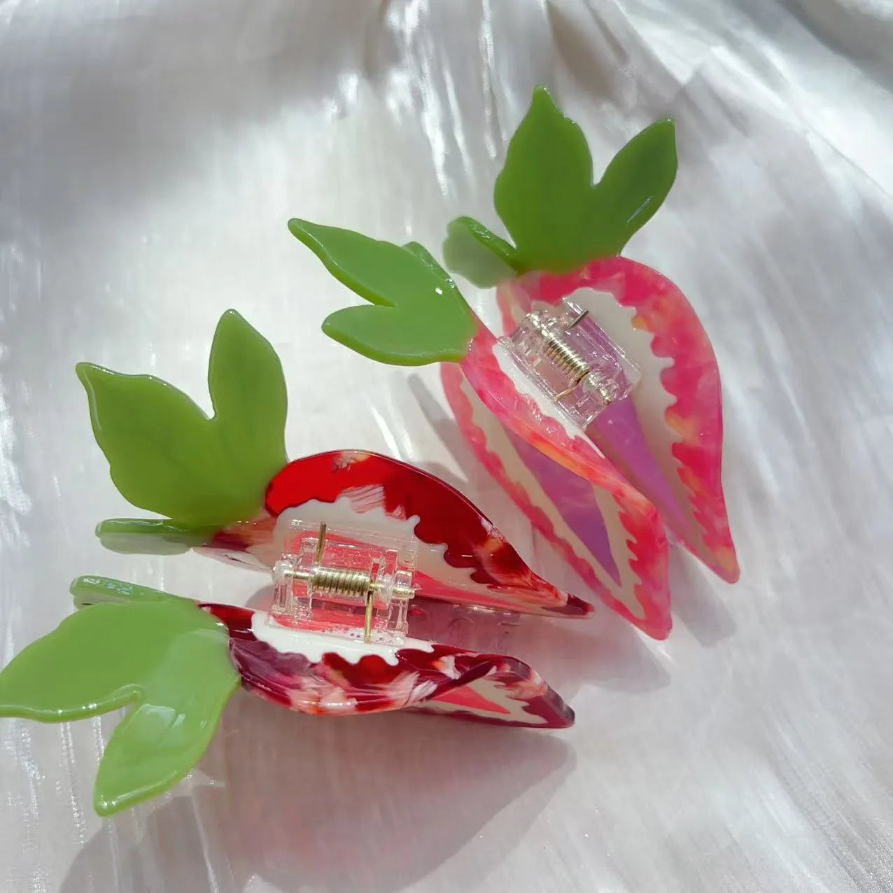 Strawberry-themed pastoral style hairpin for girls in red or pink colour options