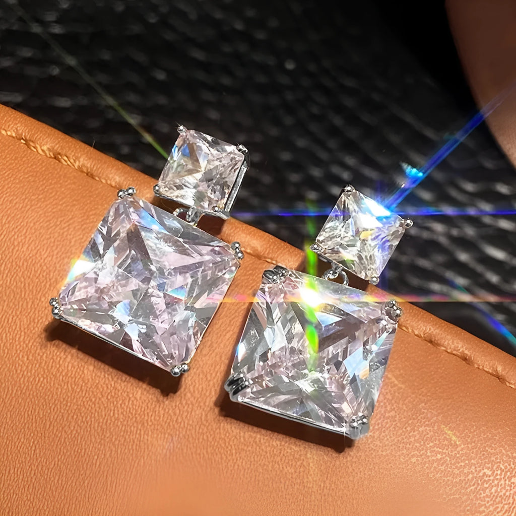 Geometric square copper earrings with quadrilateral design in white gold and gold colour finishes