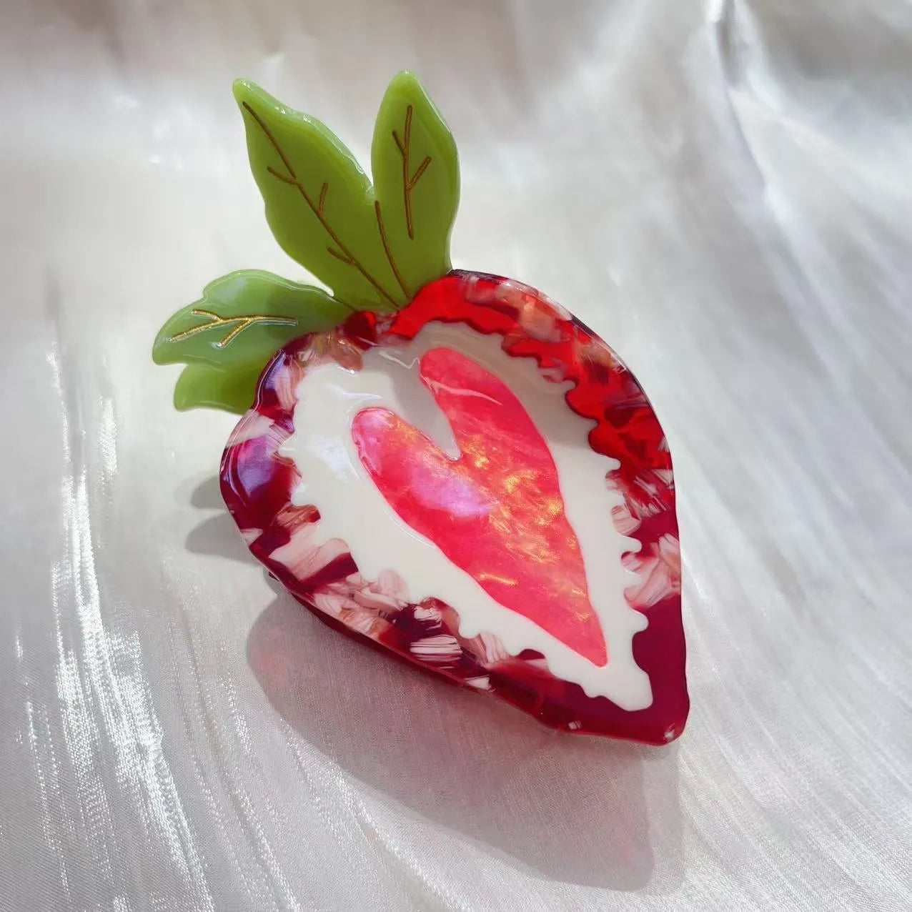Strawberry-themed pastoral style hairpin for girls in red or pink colour options