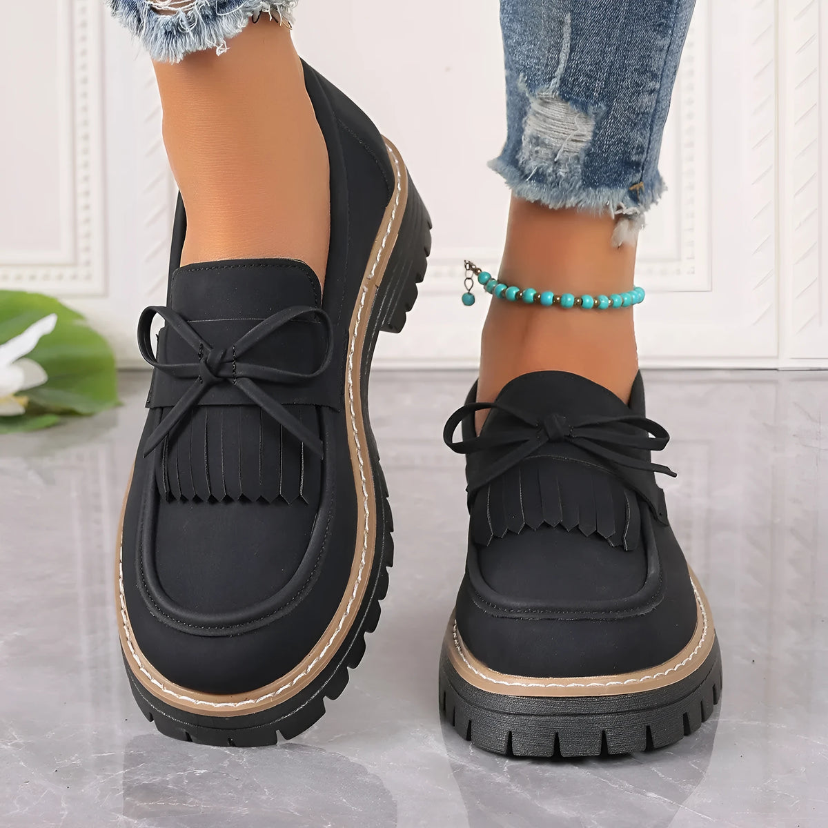 Plus size women's loafers with tassel bowknot decoration on artificial PU upper