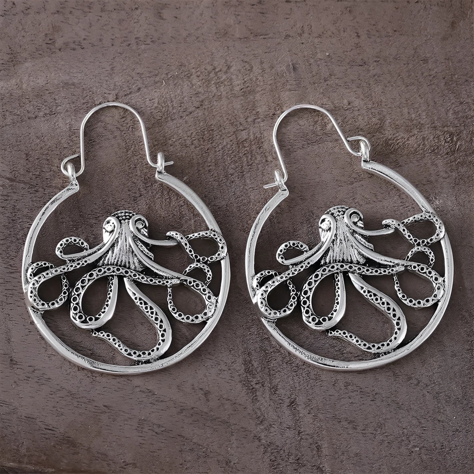 Vintage octopus earrings in antique silver finish with retro style animal design