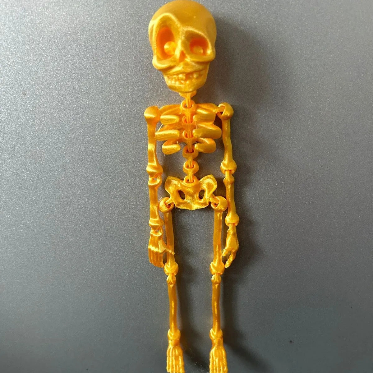 3D printed white skull refrigerator magnet showing detailed design and 18cm height