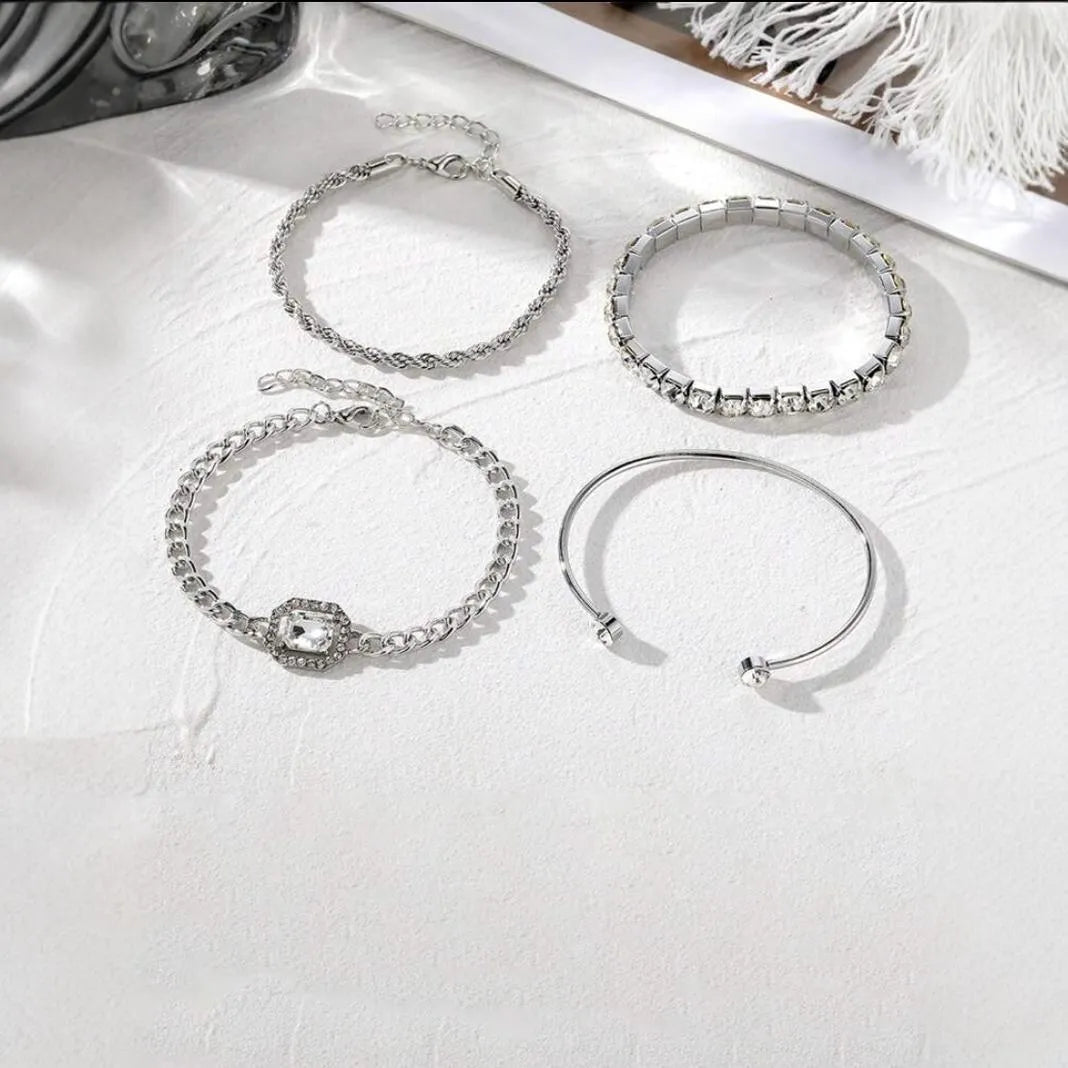 Retro geometric women's alloy bracelet set with square diamond charms in gold or silver metal chain design