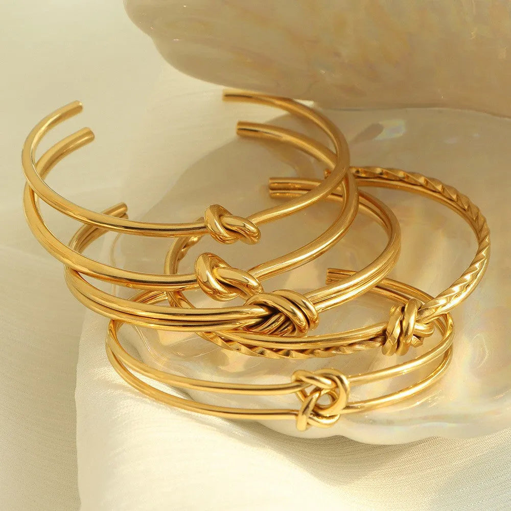 Adjustable double-layer knotted bracelet in gold or silver stainless steel with C-shaped open design