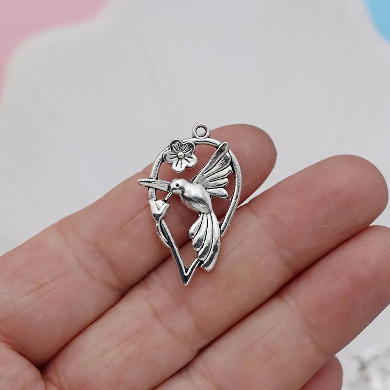 Alloy magpie pattern pendant with electroplated P234 finish for DIY jewellery making