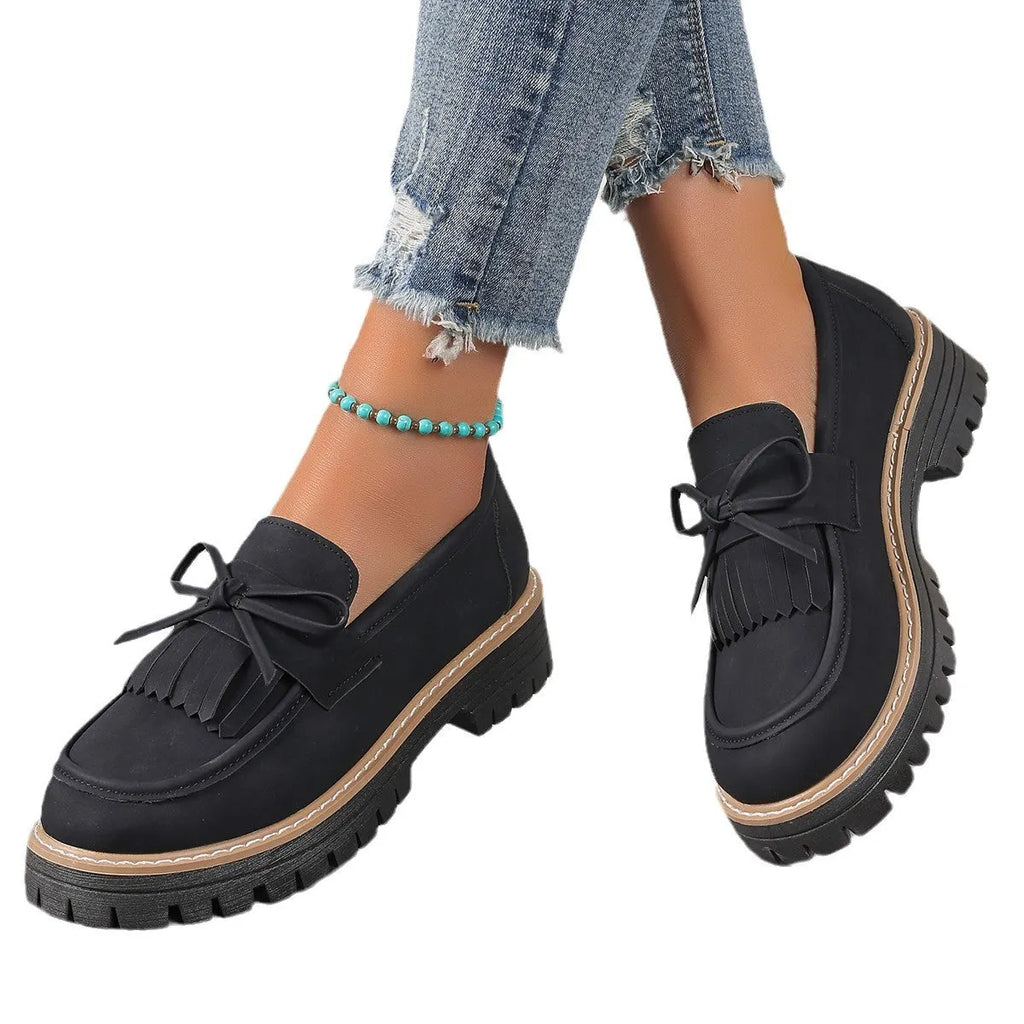 Plus size women's loafers with tassel bowknot decoration on artificial PU upper