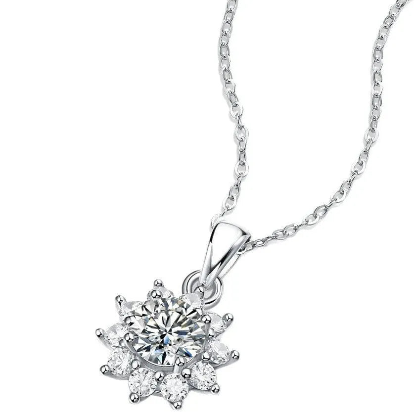 925 silver moissanite flower necklace for women with 1 carat round pendant and 21-50cm adjustable chain.