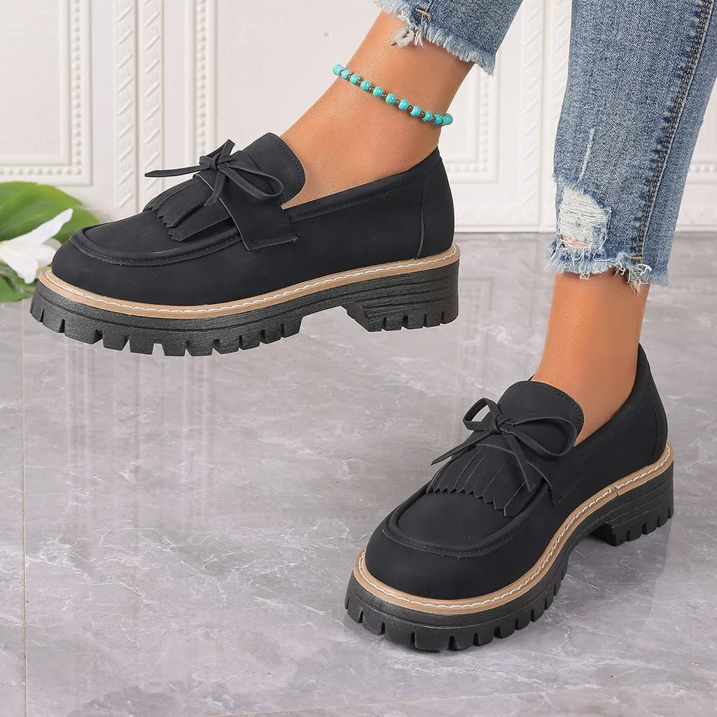 Plus size women's loafers with tassel bowknot decoration on artificial PU upper
